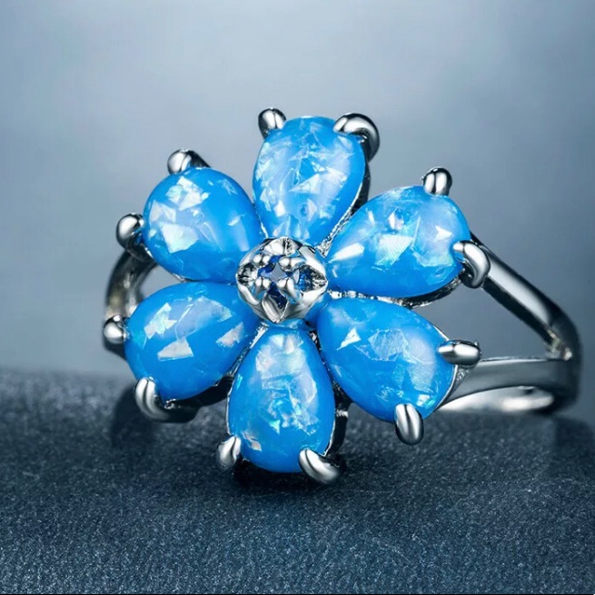 Brand New 925ss Blue OpalSapphire Flower Ring 39$